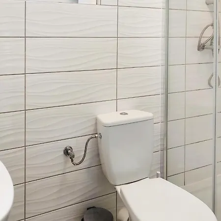 2 Bedroom Pet Friendly In Wilcze (Greater Poland)